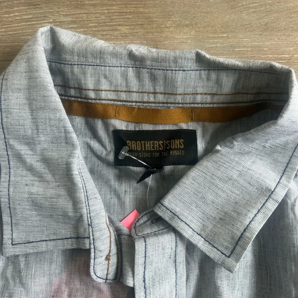 ✨ Brothers/Sons gray solid button down shirt. - Picture 6 of 6